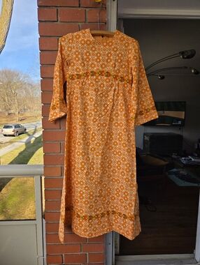 Vintage 70s Boho Daisy Print Maxi Dress | Hand-Embroidered Empire Waist